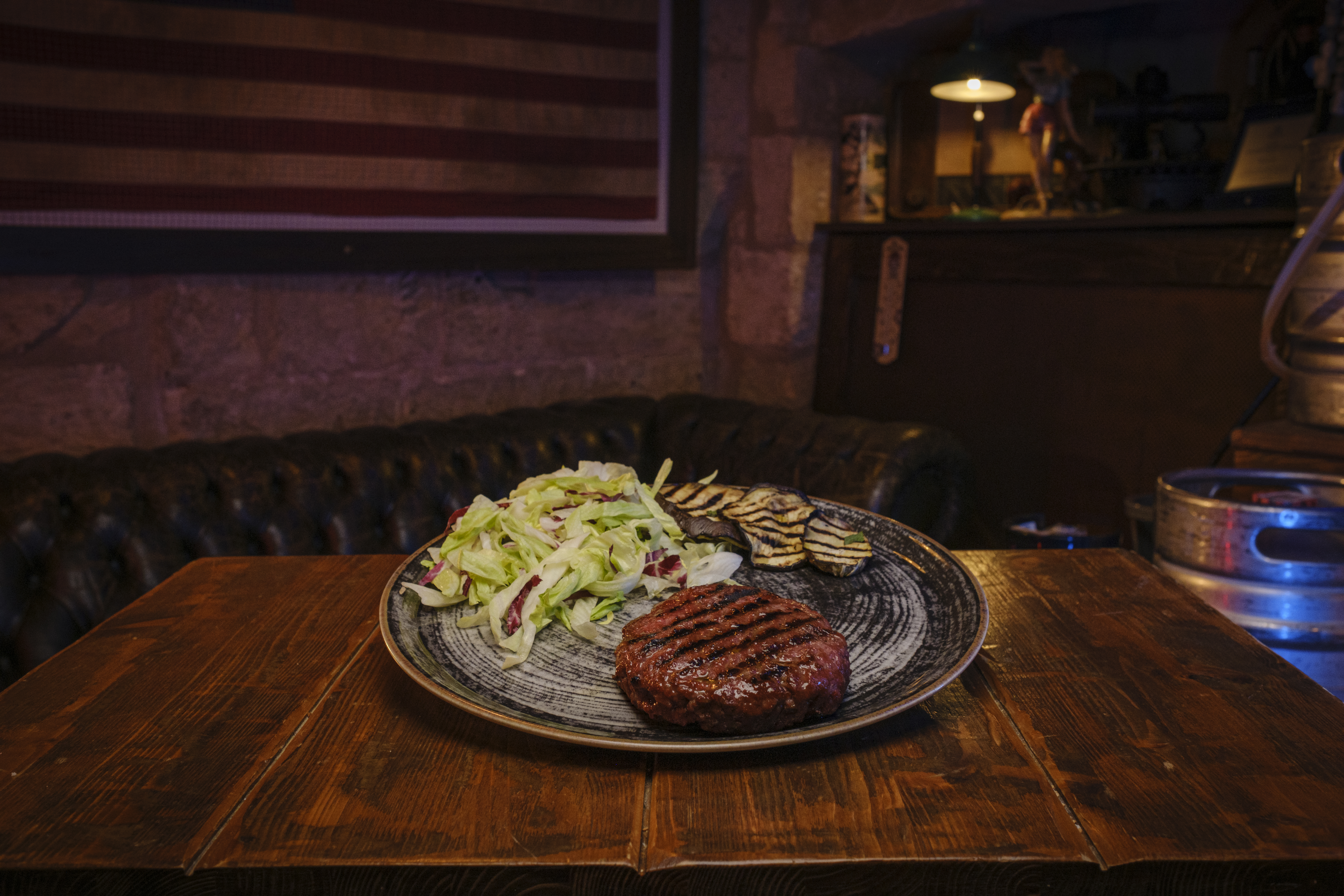 Hamburger di scottona — Carne alla brace Road 66