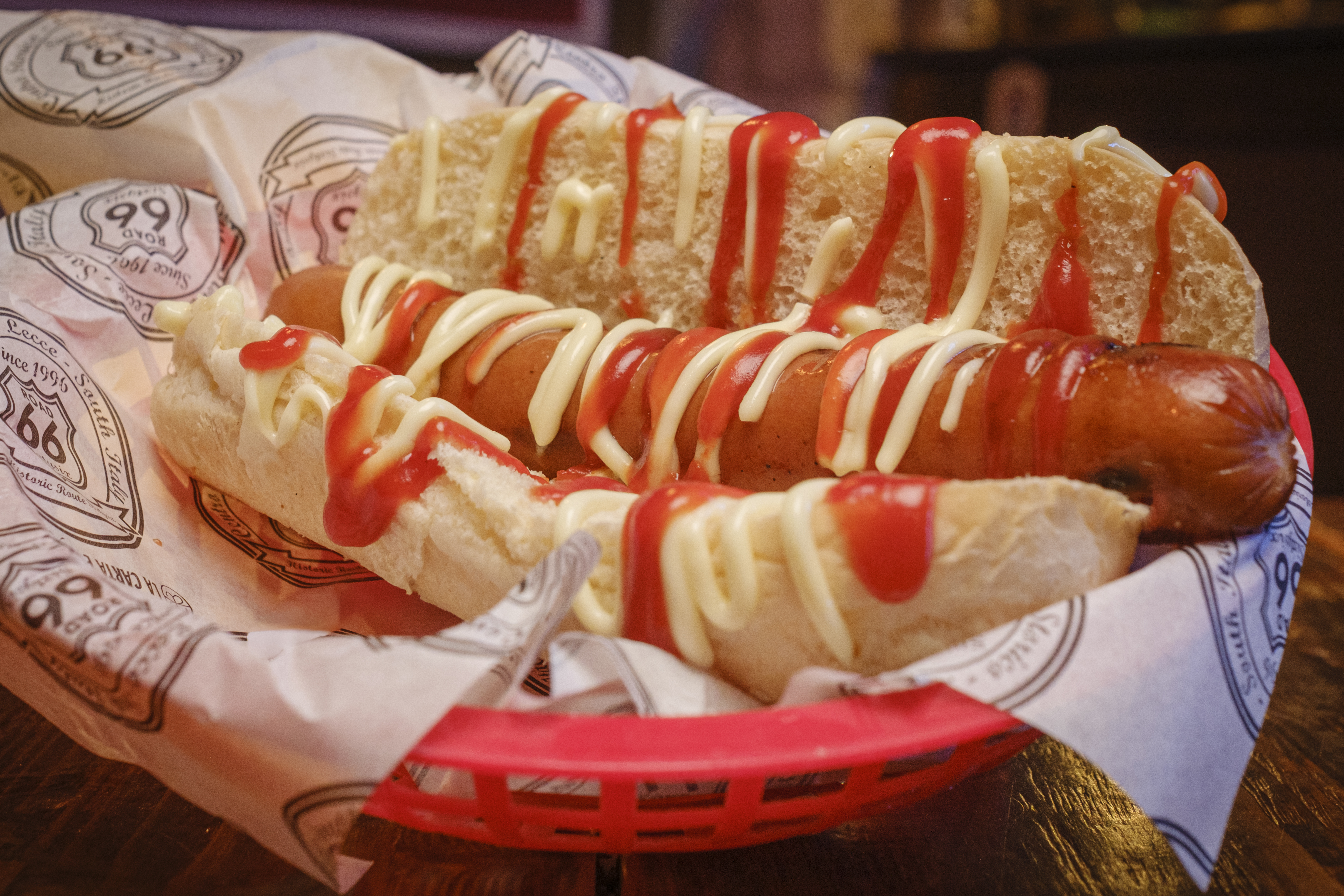 Hot dog — Hamburger Road 66